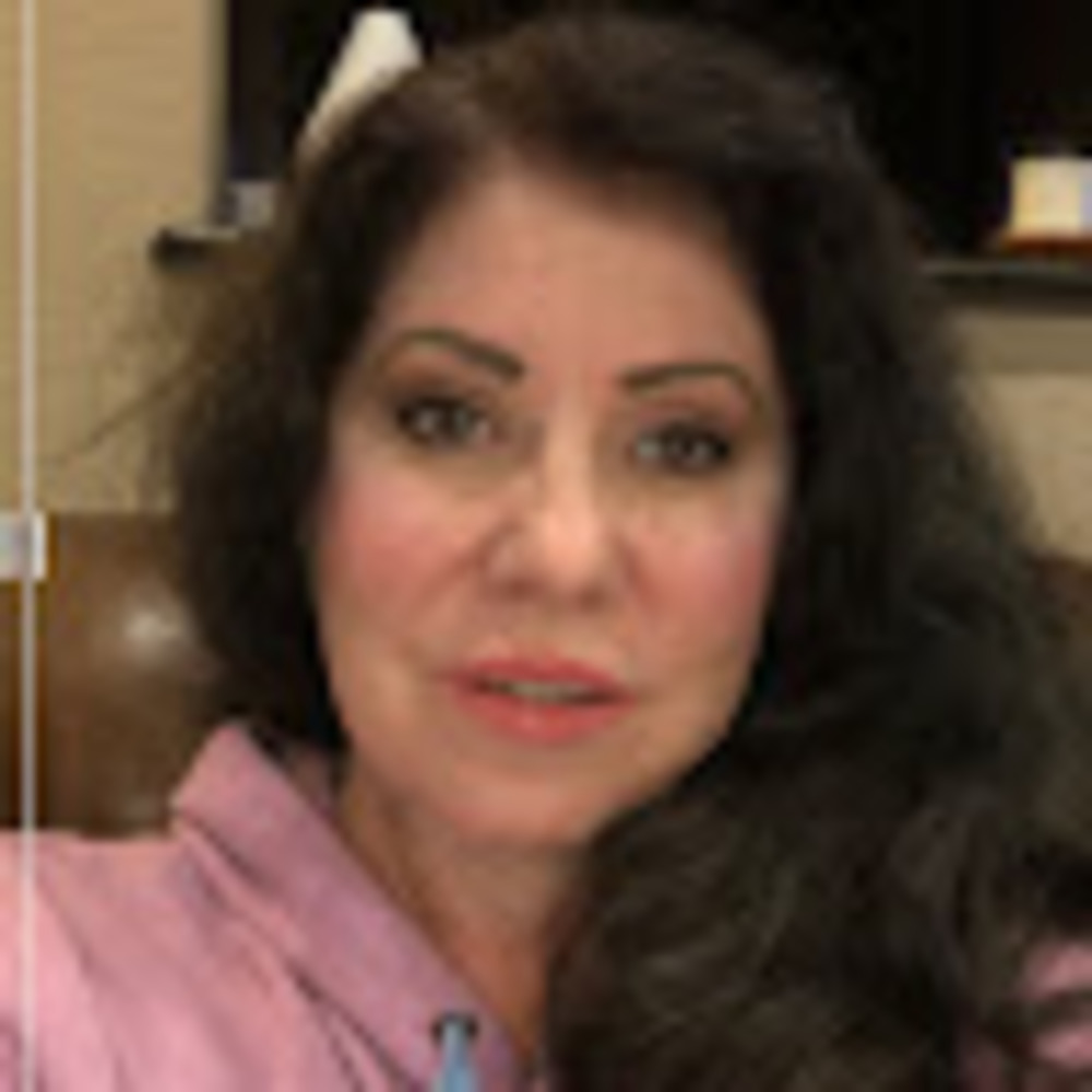 Meet your Posher, Stephanie